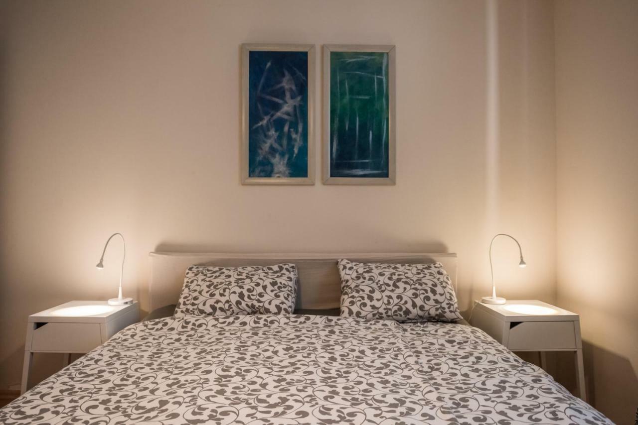 Apartment Dina Медулин Екстериор снимка